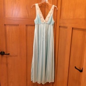 COPY - VTG Aqua Nightgown M